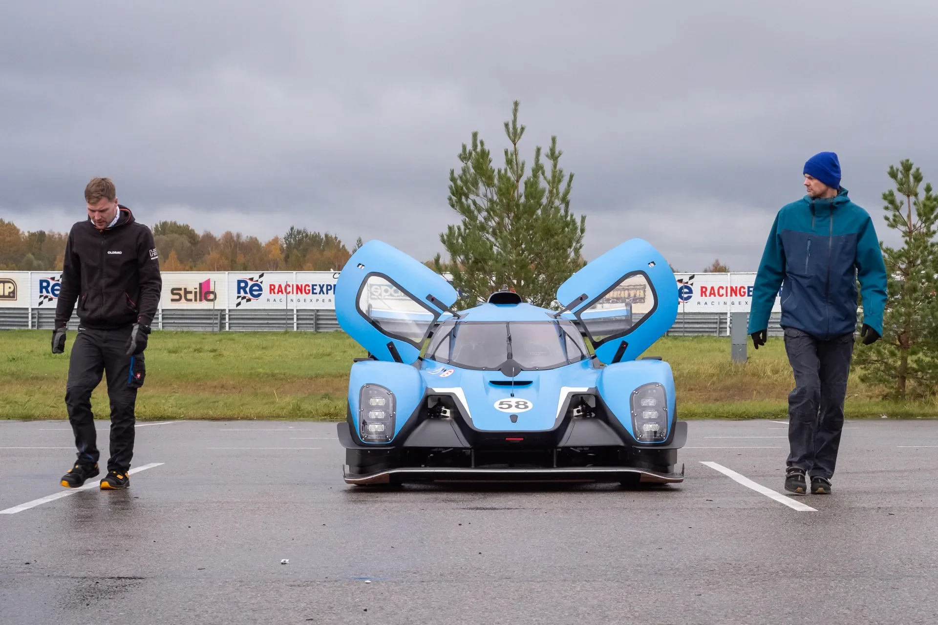 Kalana on track in wet conditions